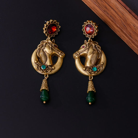 Retro Diamond-studded Elegant Horse Earrings