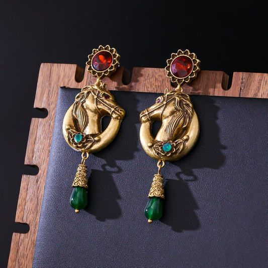Retro Diamond-studded Elegant Horse Earrings